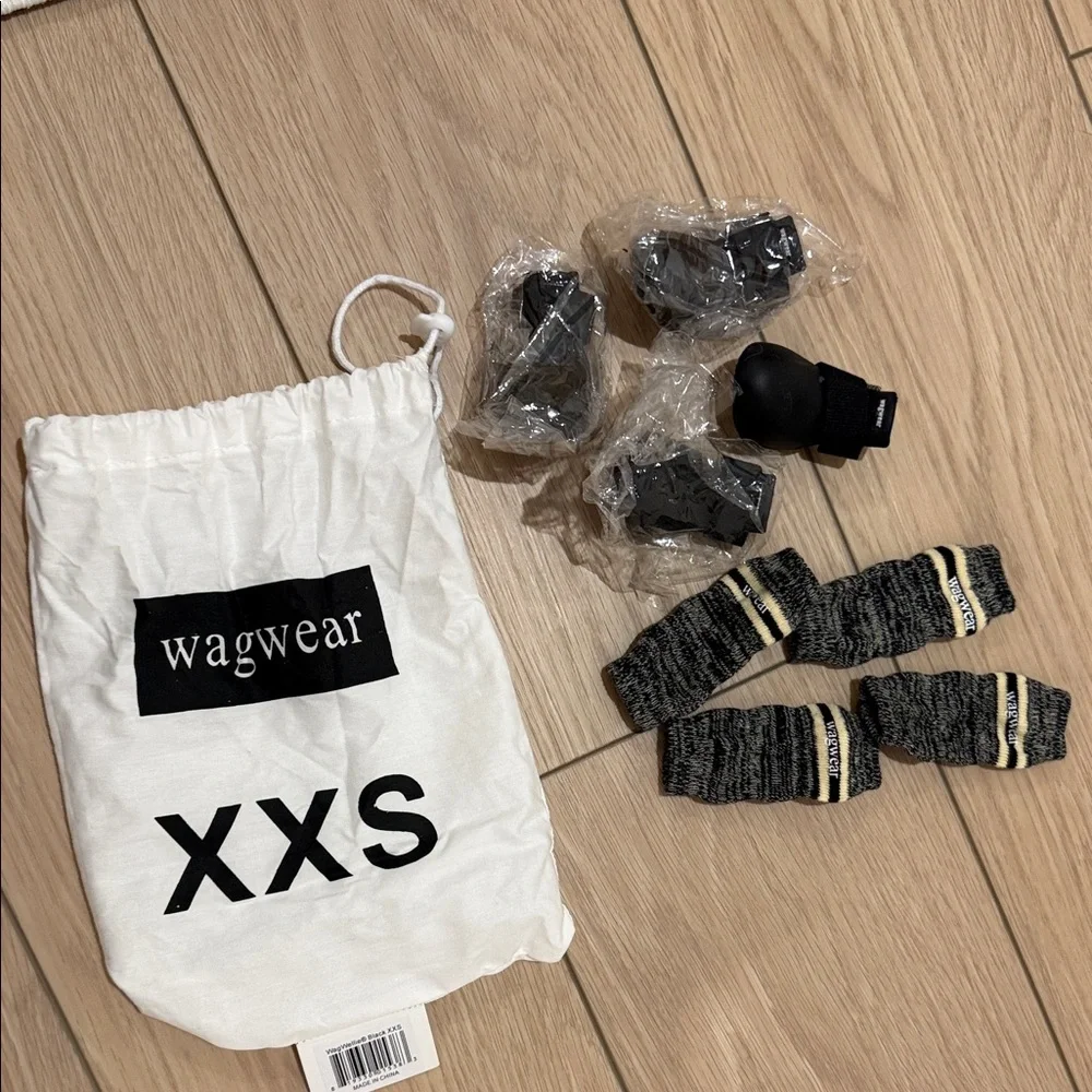 WAGWELLIES® BY WAGWEAR - Picture 1 of 5